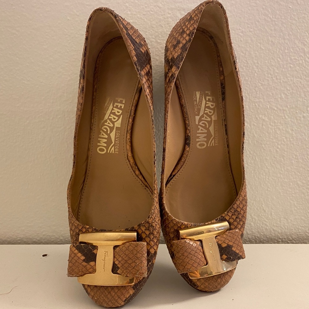 Ferragamo comfy shoes